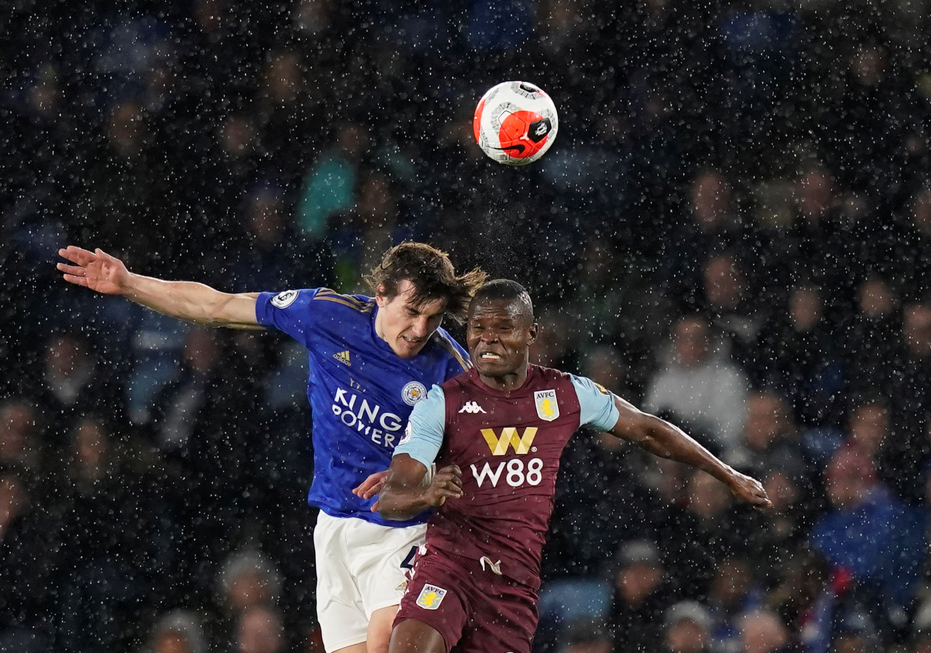 面進攻還是 面進攻還是